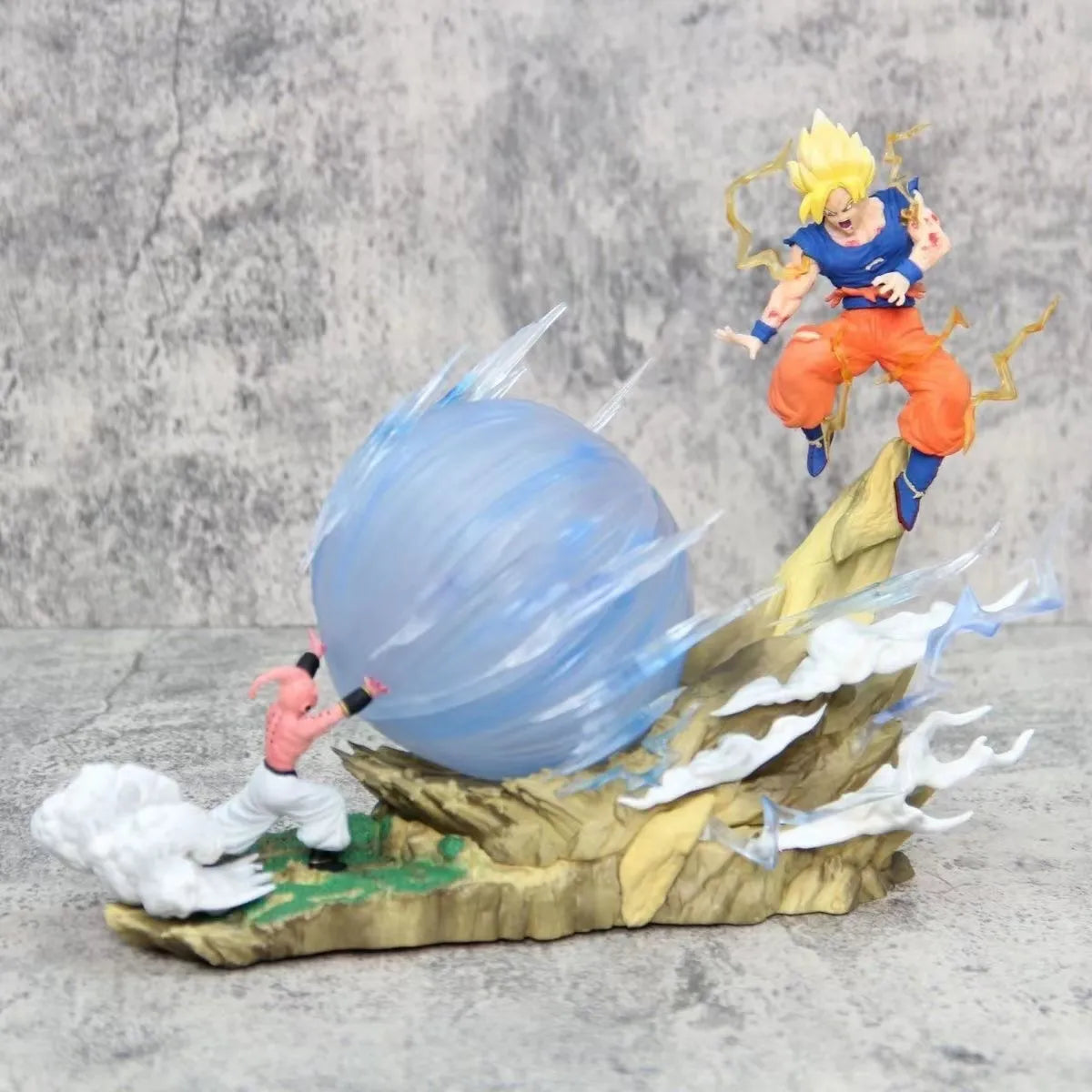 Figurine Majin Buu Vs Son Goku - Dragon Ball Z